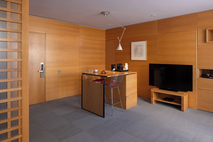 Room 40 of 106