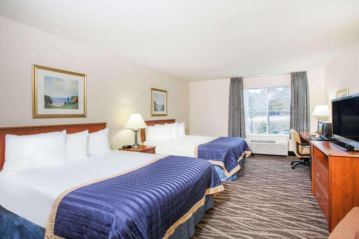 1 Queen Bed Mobility Accessible (1 of 8)