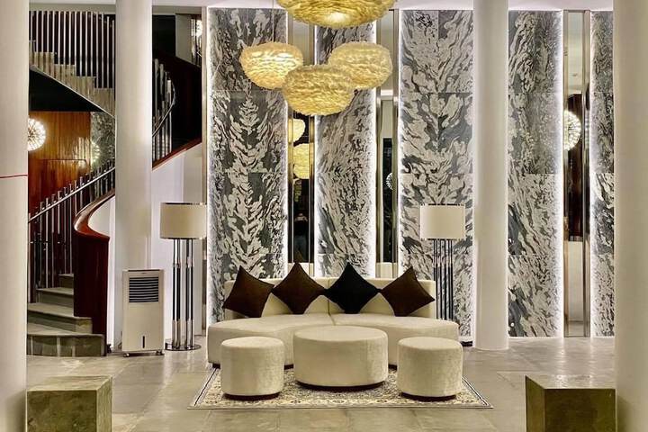 Hotel Interior 5 of 23