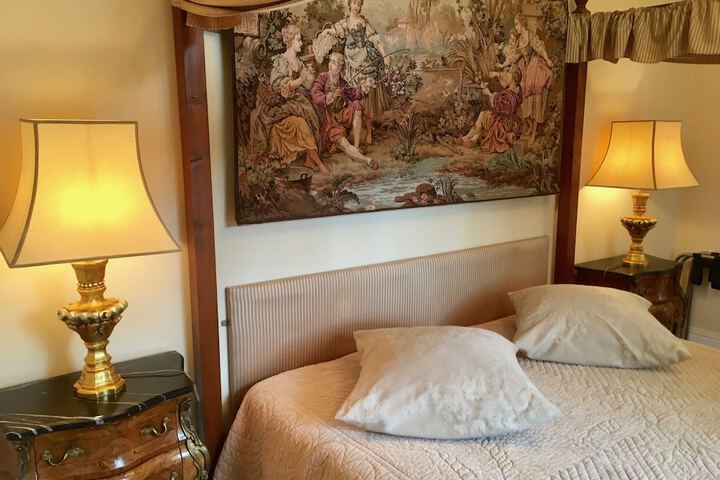 Room 21 of 125