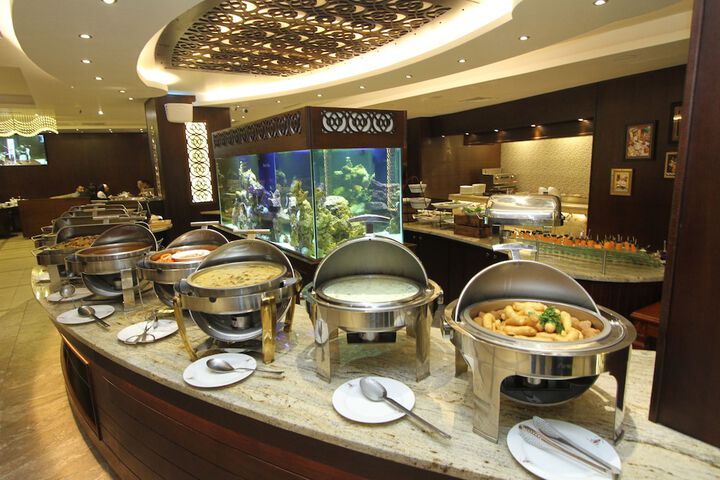 Dining Photos