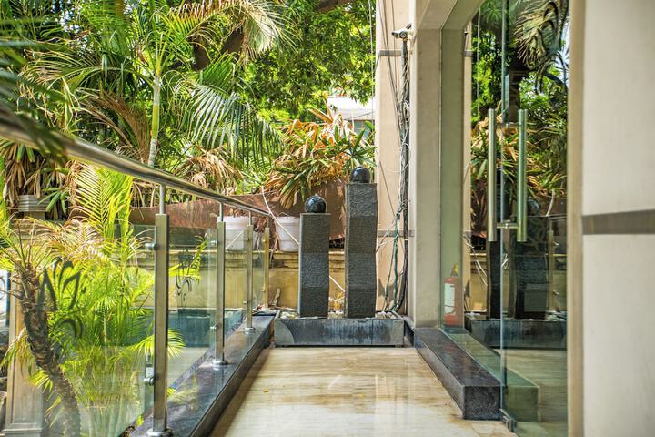 Hotel Lobby