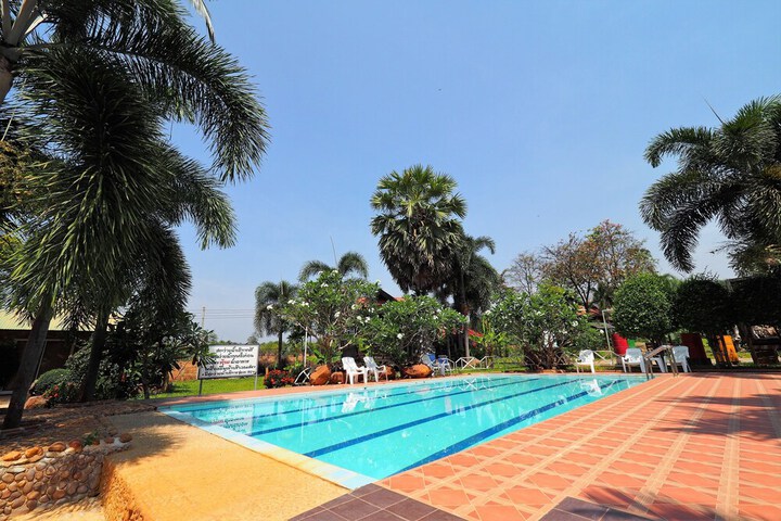 Pool 41 of 52