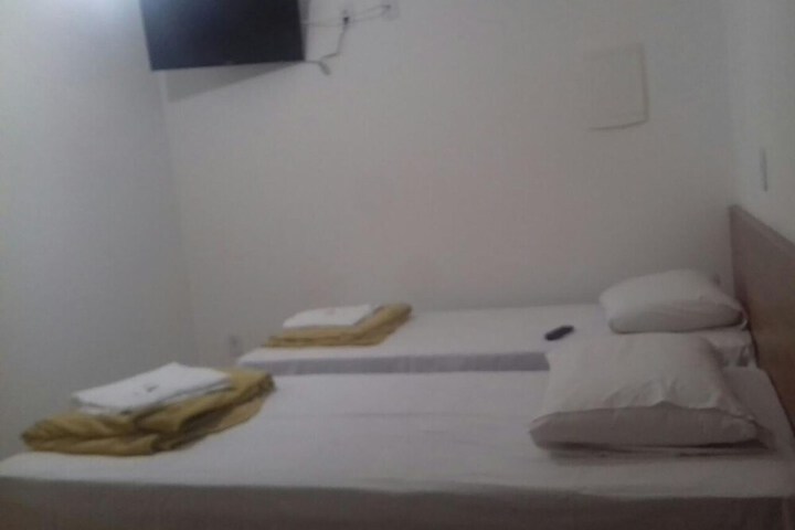 Room 16 of 16