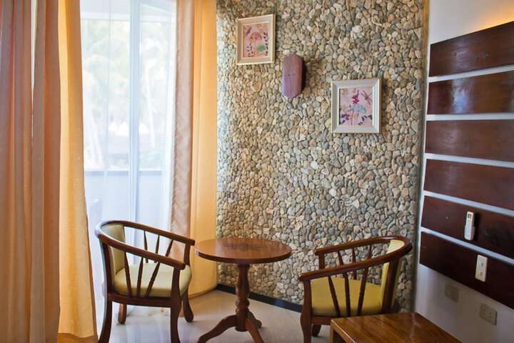 Room 20 of 80