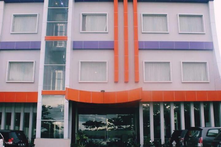 Exterior of DBlitz Hotel Kendari