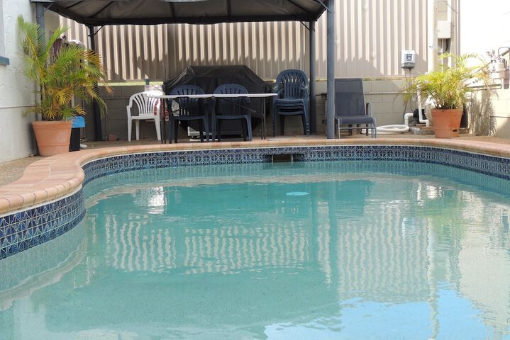 Pool 19 of 29