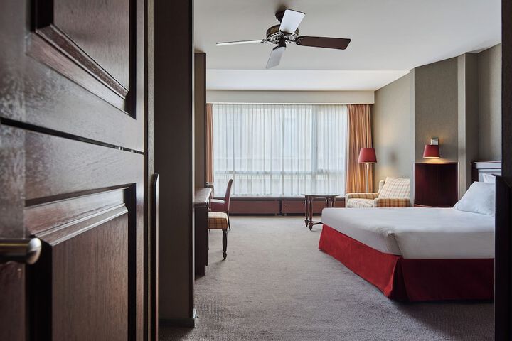 Room 25 of 55