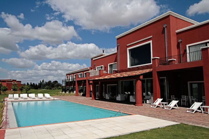 Pools & Facilities