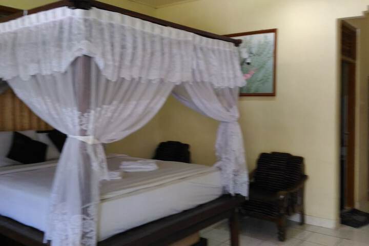 Room 9 of 54