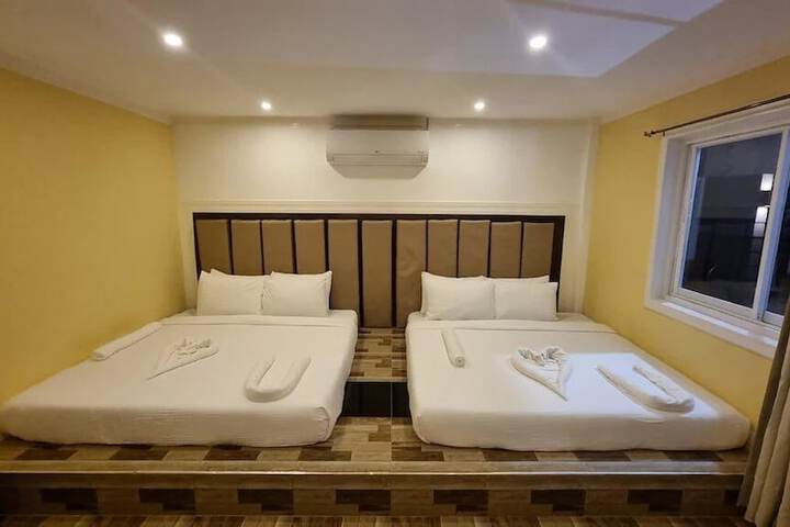 Room 4 of 60