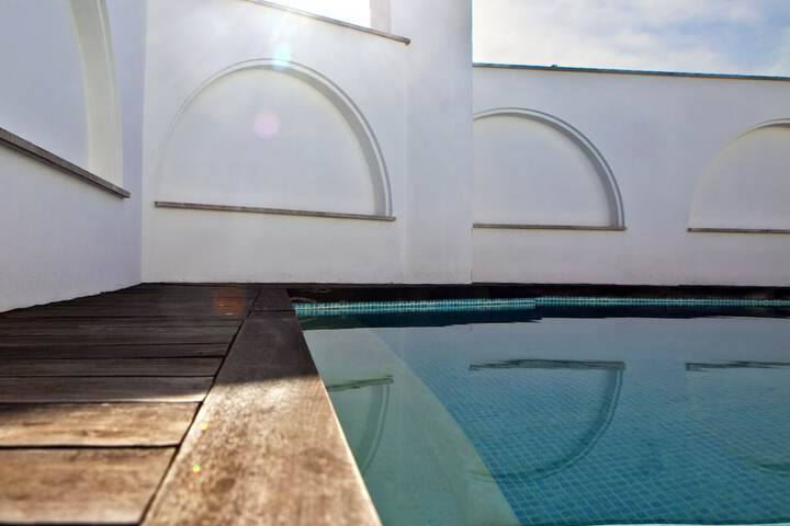 Pool Hotel