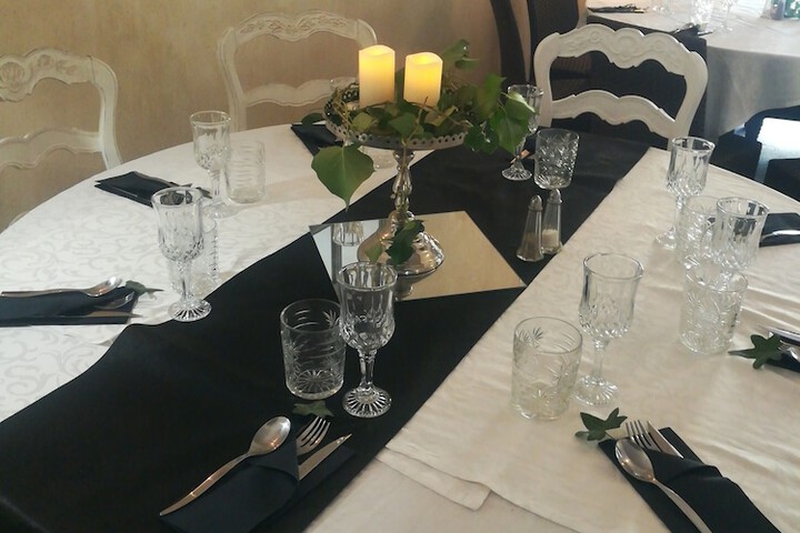 Dining 85 of 110