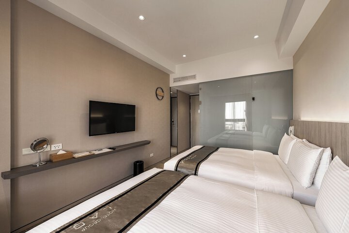 Room 19 of 36