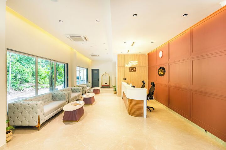 Hotel Interior 8 of 161