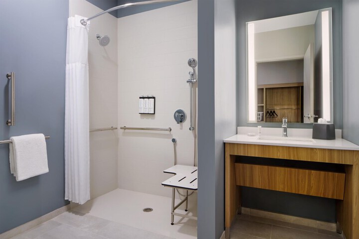 Room 22 of 31