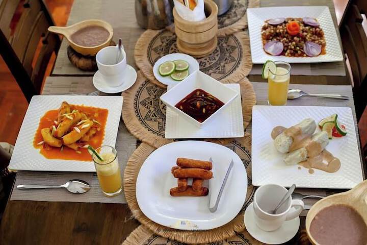 Breakfast/Coffee Service 22 of 27