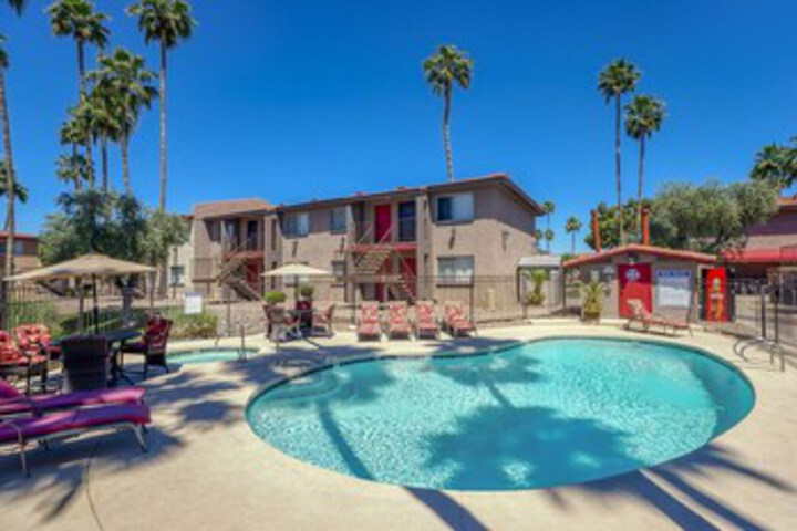 Pool 13 of 23