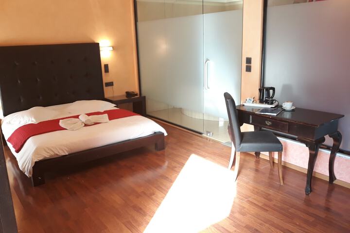 Room 13 of 71