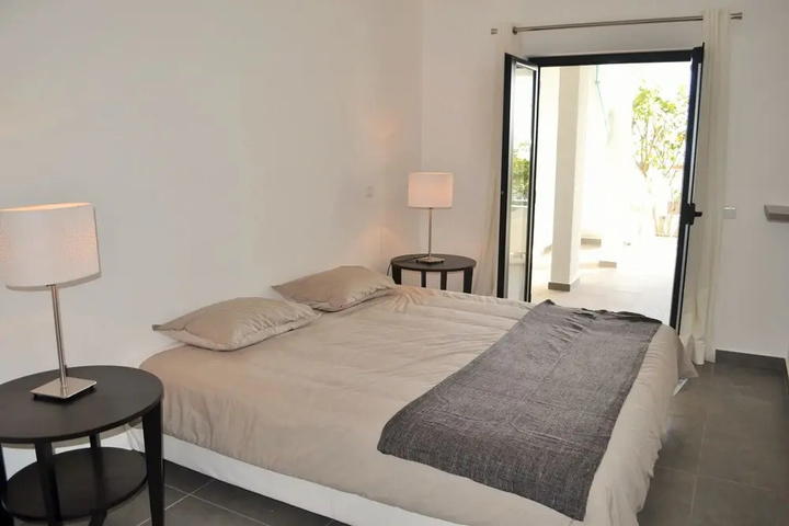 Room 3 of 17