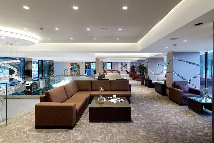 Hotel Interior 4 of 164