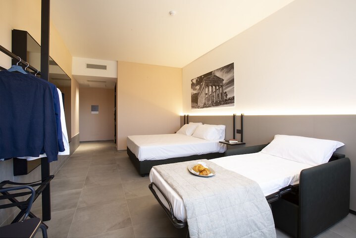 Room 20 of 123
