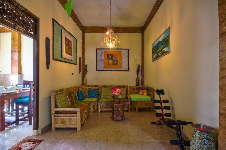 Room 28 of 56