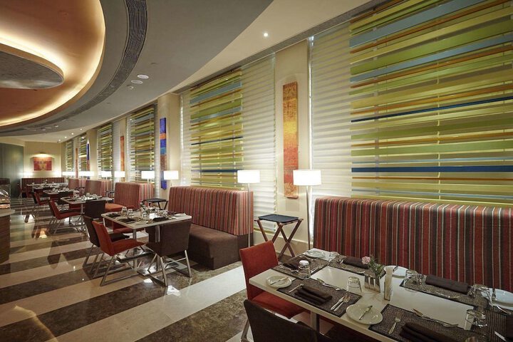 Dining 66 of 131
