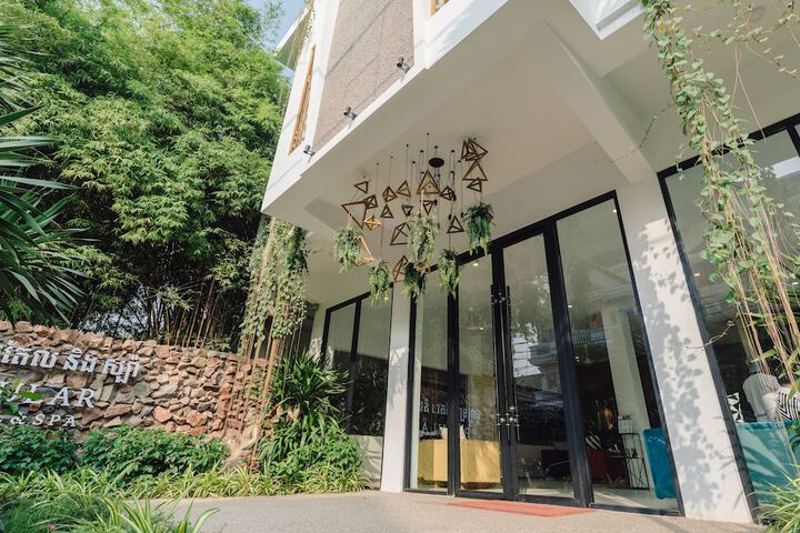 Hotel 70 of 72