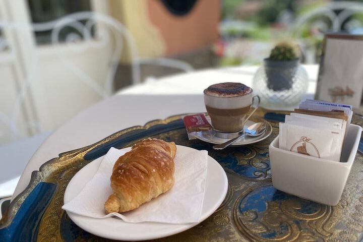 Breakfast/Coffee Service 36 of 55