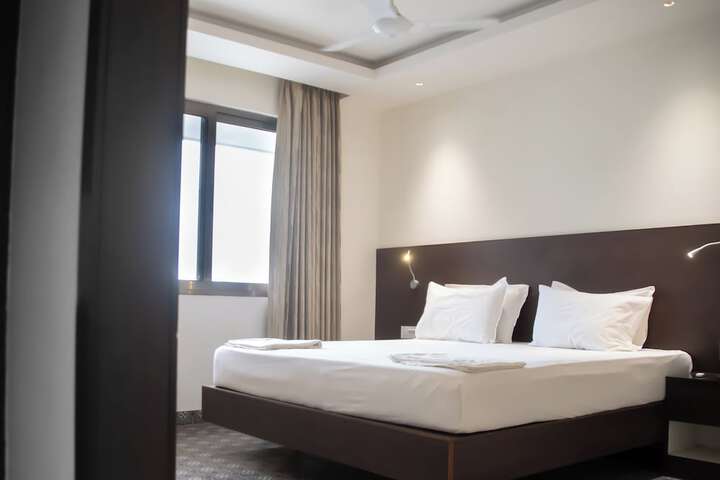 Room 15 of 41