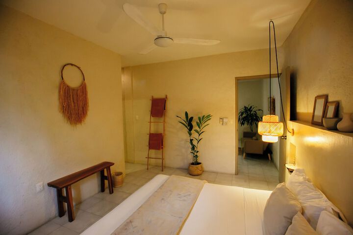 Room 19 of 117