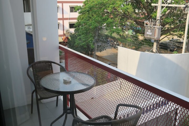 Room 4 of 29