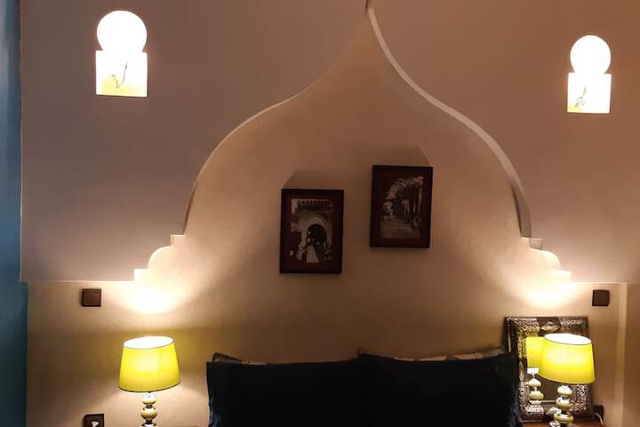 Room 37 of 104