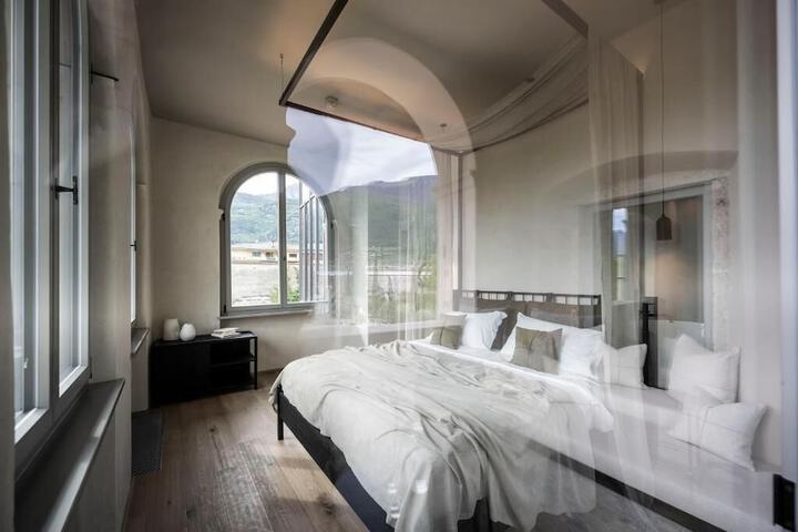 Room 4 of 88