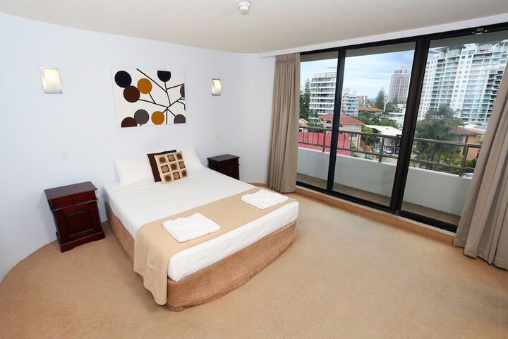 Room 4 of 47