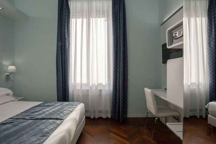 Room 13 of 41