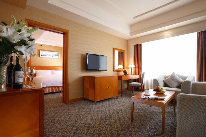 Room 21 of 40