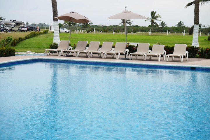 Pool 36 of 58