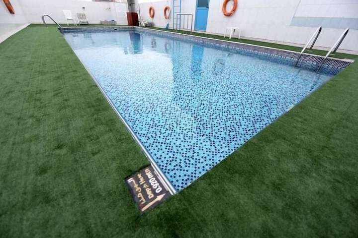 Pool 30 of 39