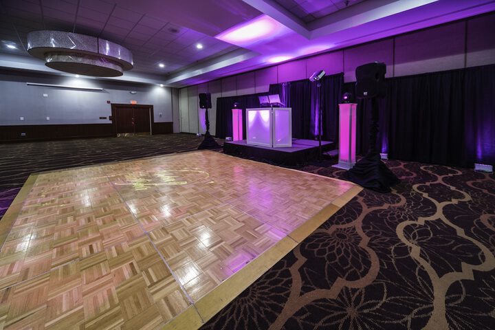 Banquet hall