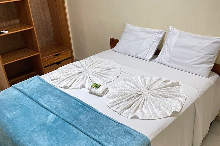 Room 4 of 65