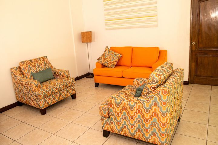 Room 27 of 65