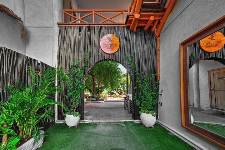 Hotel 100 of 116