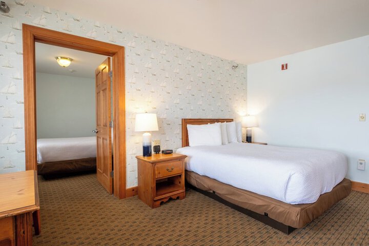 Room 51 of 173