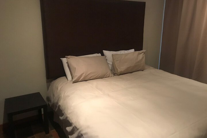 Room 2 of 3