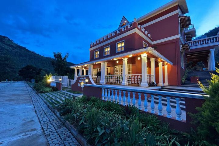 Summer House Nandi Foothills