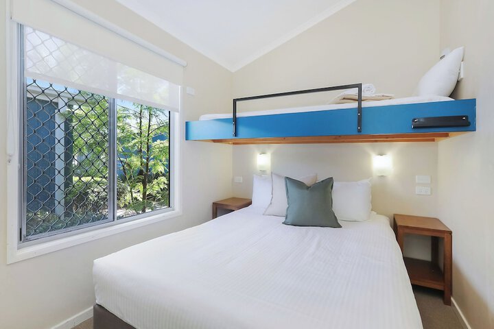 Room 15 of 60