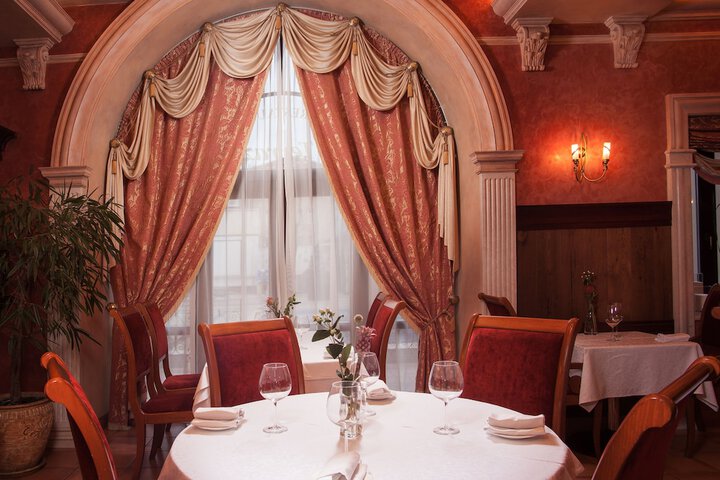 Dining 145 of 177