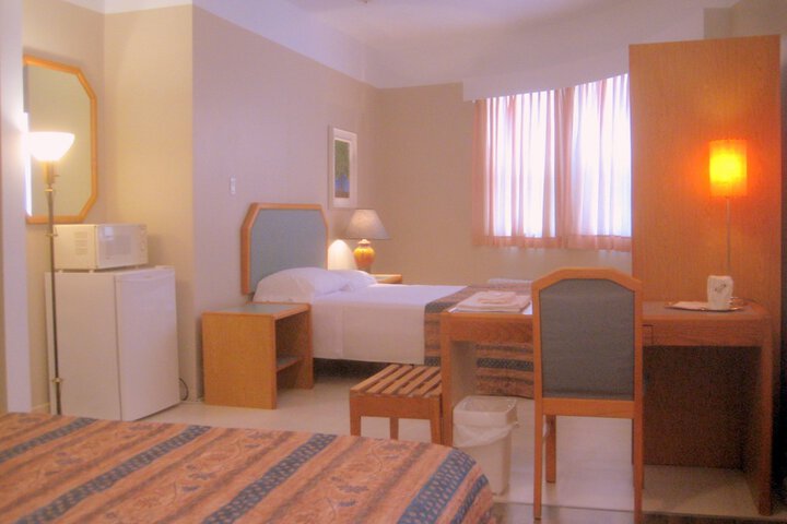 Room 6 of 38